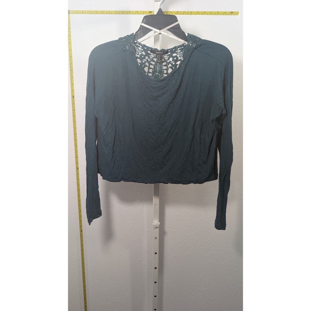 Forever 21 Womens Medium Teal Green Crochet Lace Back Long Sleeve Crop Top Shirt